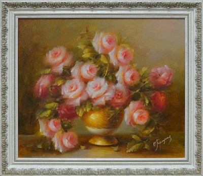Натюрморт с белыми розами