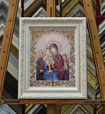 Икона бисером. Оформить икону в багет